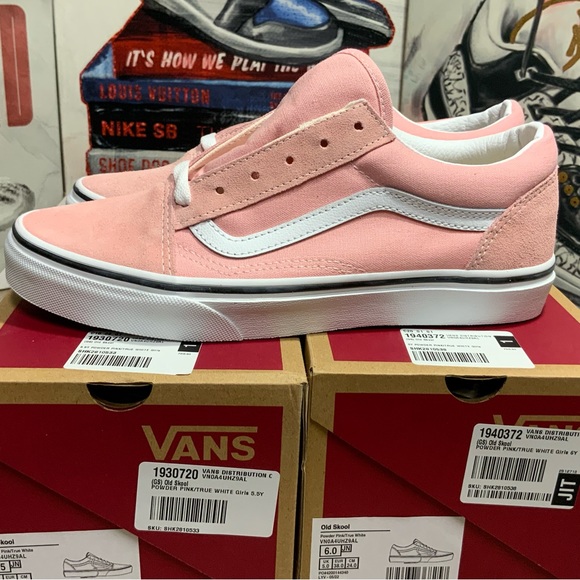 NEW Vans Old Skool Low Women's Size 7-8.5 Light Pink Suede Athletic Skate Shoes - Picture 10 of 11